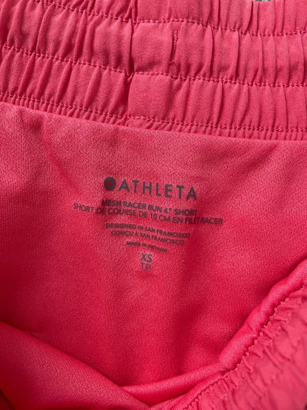 Athleta Mesh Racer Run Mid Rise 4" Short - Picture 3 of 4